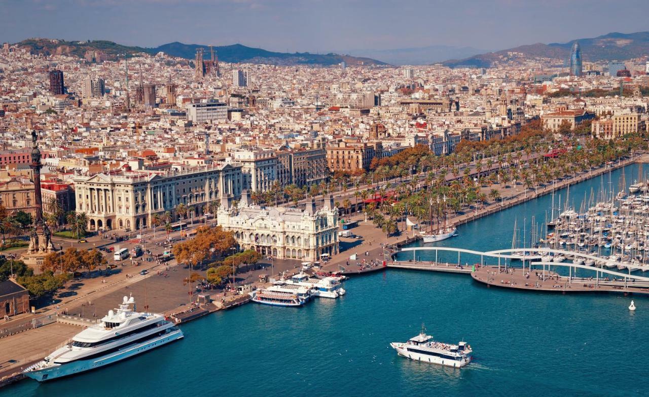 Homenfun Sants Station Barcelona Exterior photo